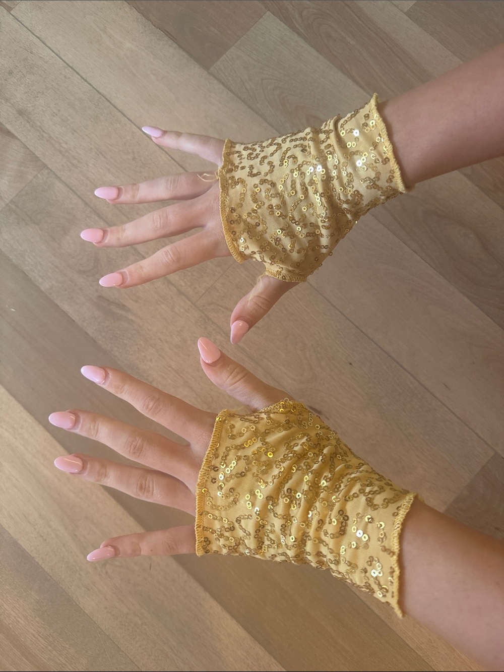 Gold Sequin Fingerless Wrist Gloves — Women Accessories-Lot of 10 pair!!